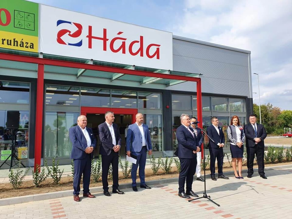 Kisvárda Várda Market átadás